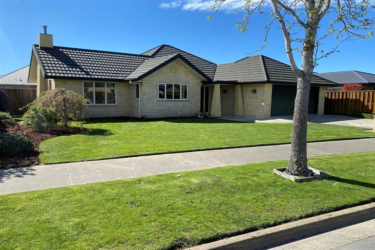 Photo of property in 9 Saracen Avenue, Northwood, Christchurch, 8051