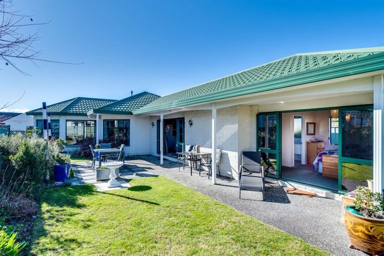 Photo of property in 3 Palace Court, Taradale, Napier, 4112