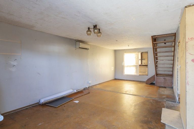 Photo of property in 1/33 Somerset Crescent, Spreydon, Christchurch, 8024