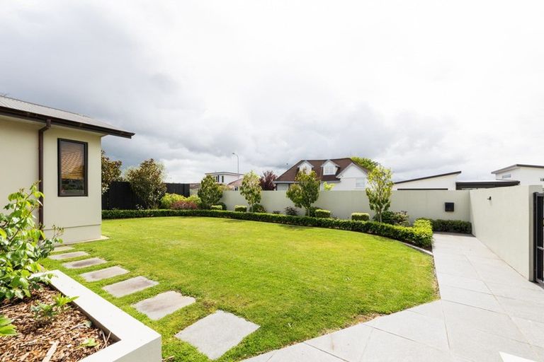 Photo of property in 42 Lincoln Terrace, Hokowhitu, Palmerston North, 4410