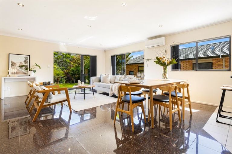 Photo of property in 59a Hewlett Road, Massey, Auckland, 0614