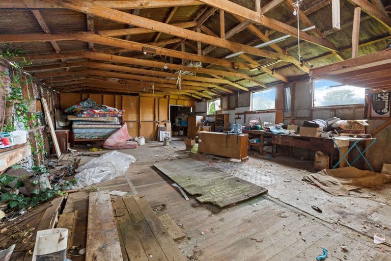 Photo of property in 43 Station Road, Marton, 4710