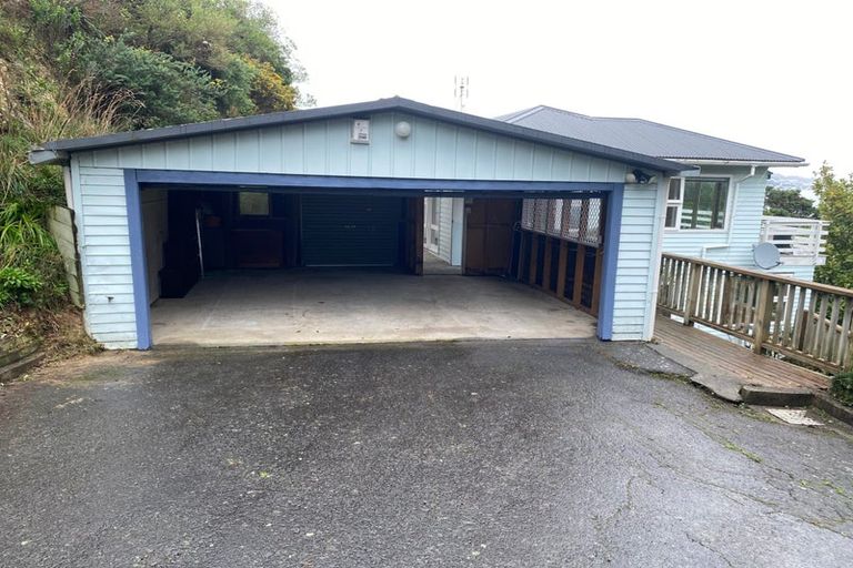 Photo of property in 62 Onslow Road, Khandallah, Wellington, 6035