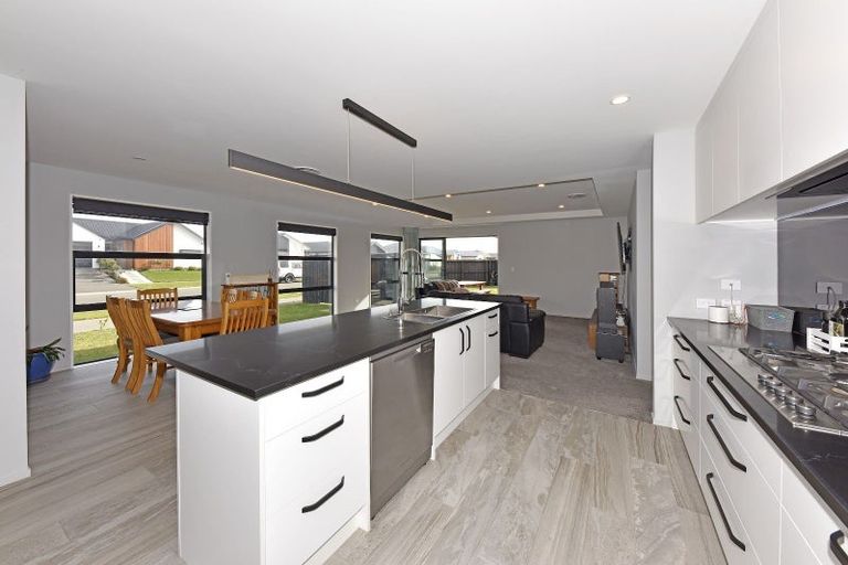 Photo of property in 33 Palmer Avenue, Rolleston, 7615