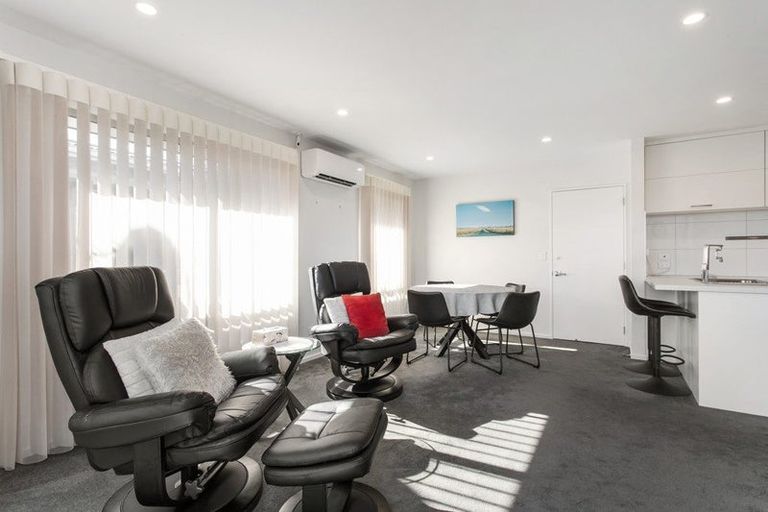 Photo of property in 1/20 Highsted Road, Bishopdale, Christchurch, 8053