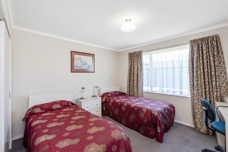 Photo of property in 19 Jade Lane, Paraparaumu, 5032