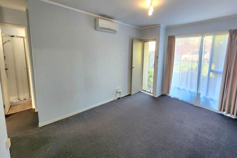 Photo of property in 4/174 Birkdale Road, Birkdale, Auckland, 0626