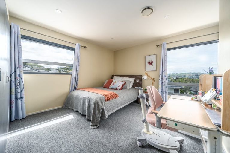 Photo of property in 59 Amesbury Drive, Churton Park, Wellington, 6037