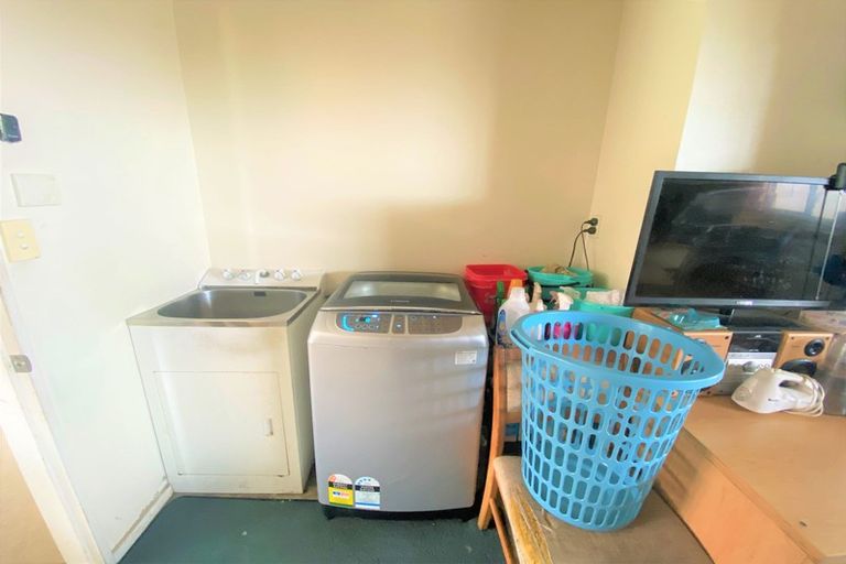 Photo of property in 5 Shah Lane, Mangere, Auckland, 2022