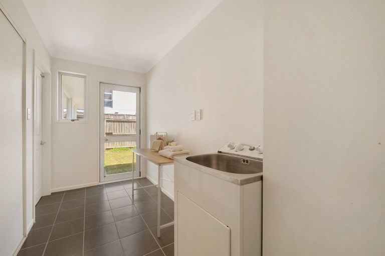 Photo of property in 6 Creedon Glen, Casebrook, Christchurch, 8051