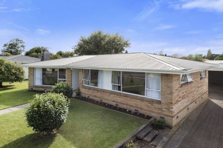 Photo of property in 40 Taylor Terrace, St Andrews, Hamilton, 3200