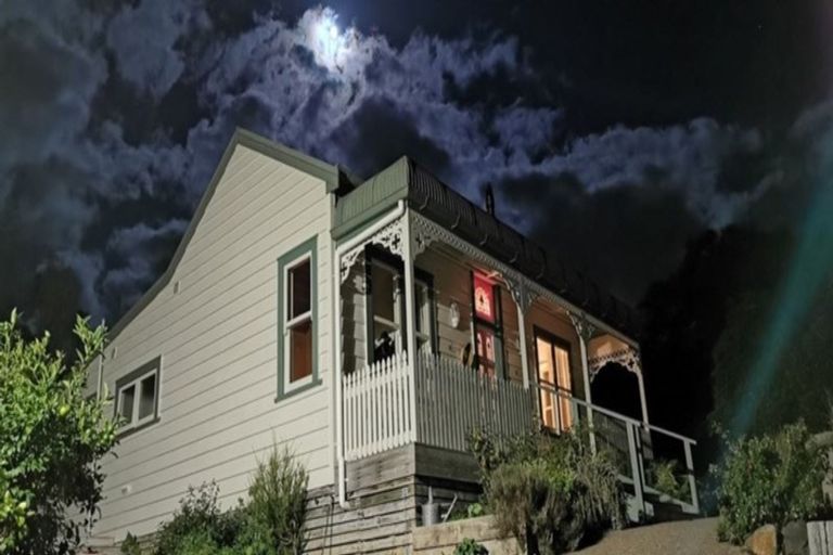 Photo of property in 152 Moewai Road, Whitianga, 3591