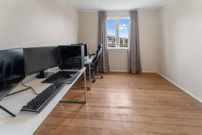 Photo of property in 8 Parkers Road, Tahunanui, Nelson, 7011