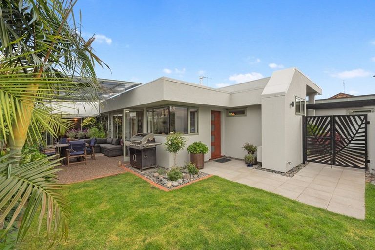 Photo of property in 11 Maeroa Road, Beerescourt, Hamilton, 3200