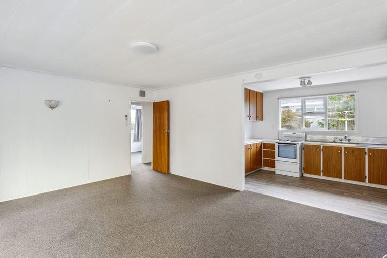 Photo of property in 2/40 Teoti Street, Paraparaumu Beach, Paraparaumu, 5032