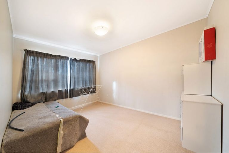 Photo of property in 4/90 Lynwood Road, New Lynn, Auckland, 0600