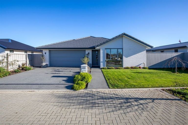 Photo of property in 7 Jade Court, Rolleston, 7614