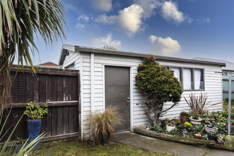 Photo of property in 487 Pages Road, Bexley, Christchurch, 8061