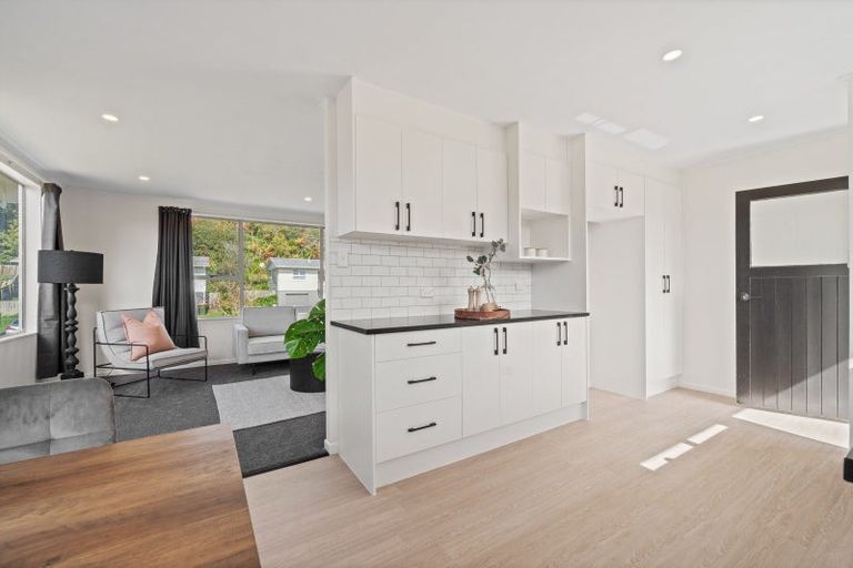 Photo of property in 22 Tavistock Street, Westown, New Plymouth, 4310