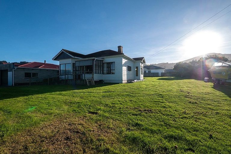 Photo of property in 38 Stevenson Avenue, Sawyers Bay, Port Chalmers, 9023