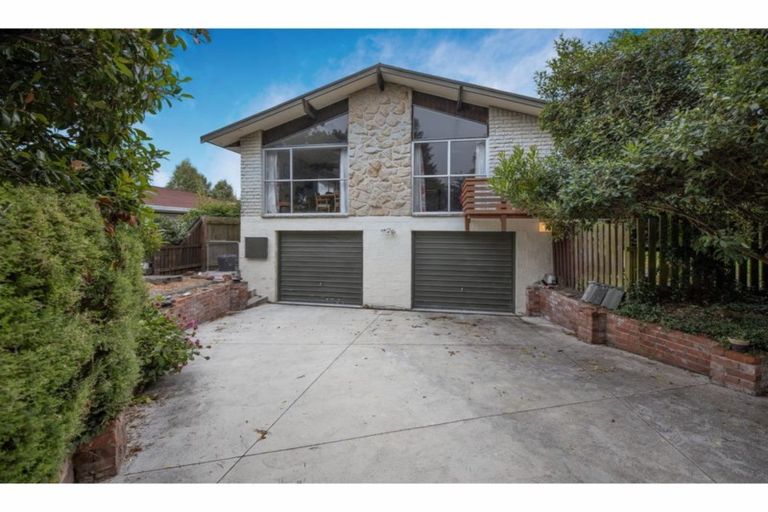 Photo of property in 1/10b Tracy Place, Redwood, Christchurch, 8051