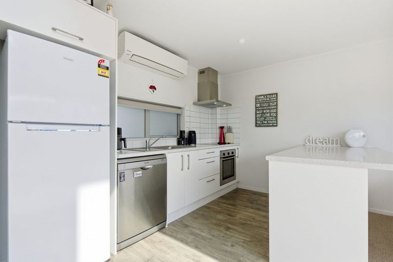Photo of property in 30/31 Reynolds Place, Papamoa Beach, Papamoa, 3118
