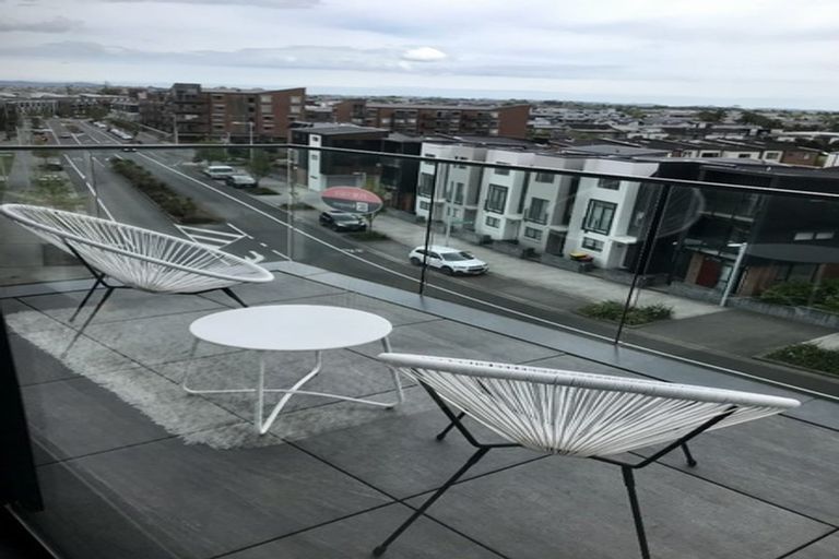 Photo of property in 305/2 Onekiritea Road, Hobsonville, Auckland, 0616