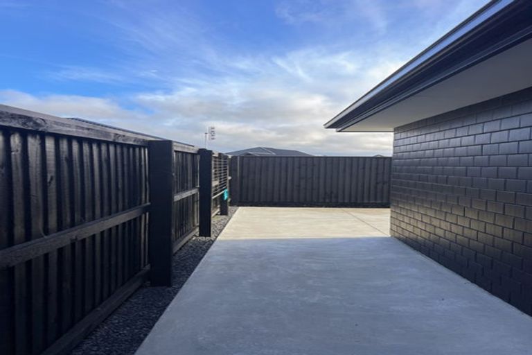 Photo of property in 37 Candlesticks Crescent, Lincoln, 7608