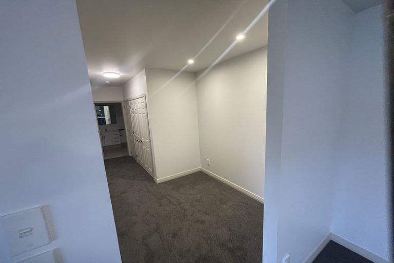 Photo of property in 12 Countess Close, Maupuia, Wellington, 6022