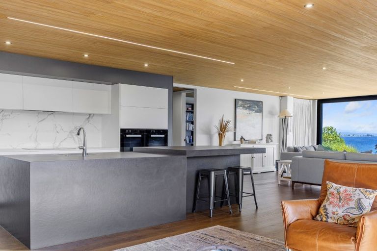 Photo of property in 2 Pataka Road, Taupo, 3330