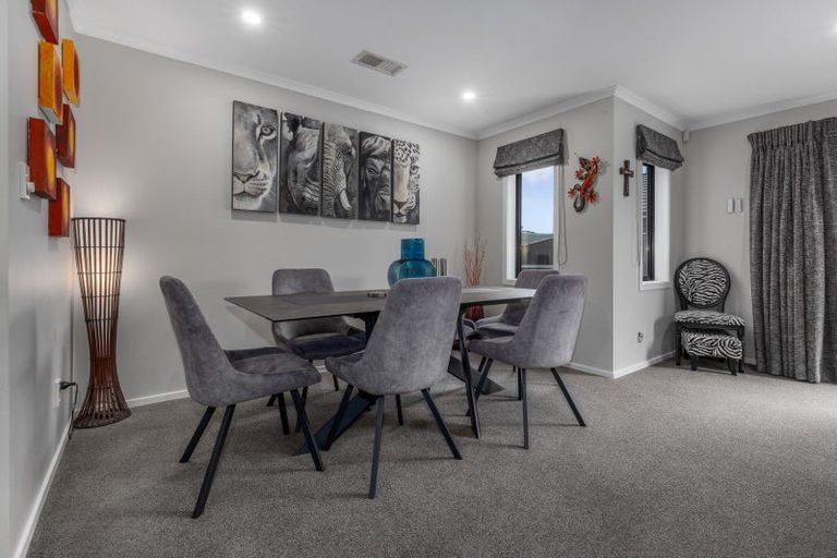 Photo of property in 118 John Burke Drive, Aotea, Porirua, 5024