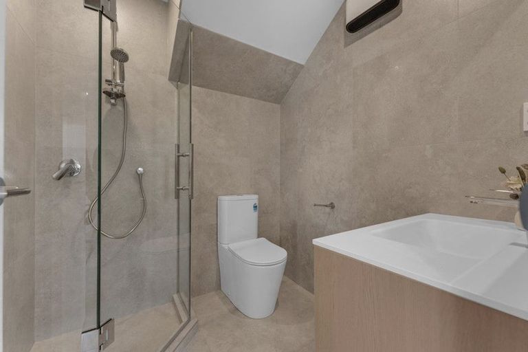 Photo of property in 2 Irwin Lane, Windsor Park, 0632