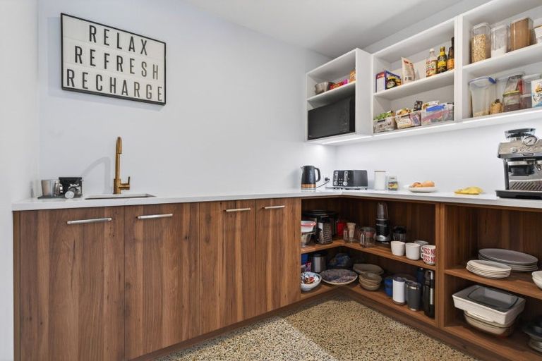 Photo of property in 10 Lakeview Lane, Mangawhai, 0573