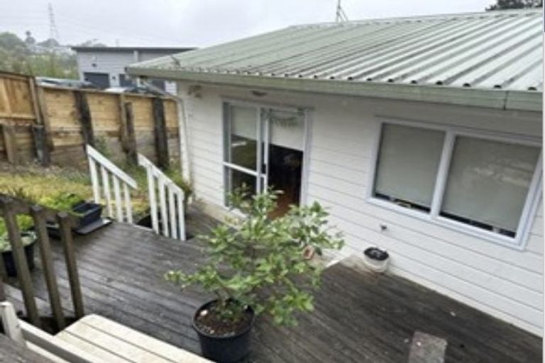 Photo of property in 307 Don Buck Road, Massey, Auckland, 0614