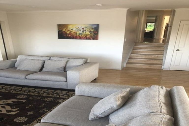 Photo of property in 3 Shah Place, Glen Eden, Auckland, 0602