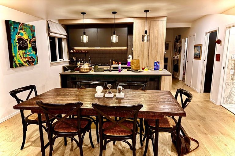 Photo of property in 50 Great North Road, Riverhead, 0820