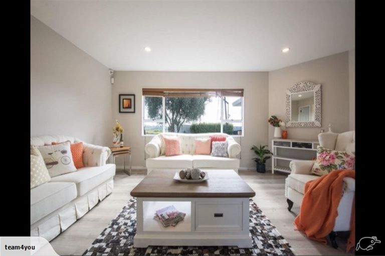 Photo of property in 313 Hobsonville Road, Hobsonville, Auckland, 0618