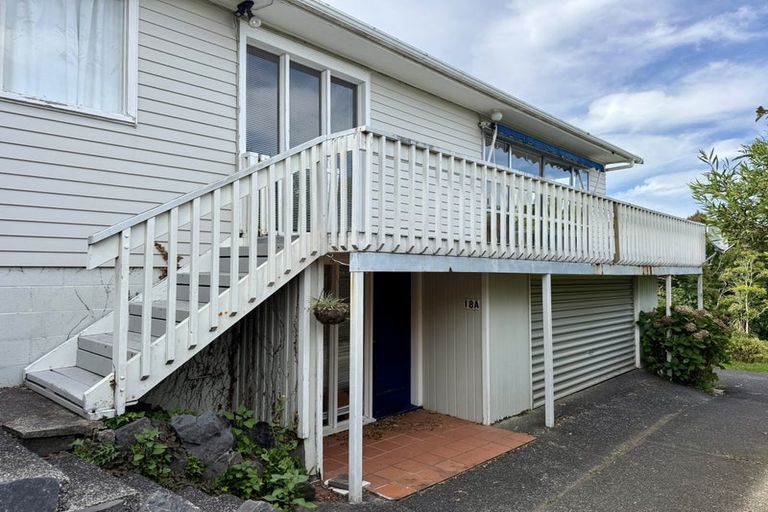 Photo of property in 18a Dallinghoe Crescent, Milford, Auckland, 0620