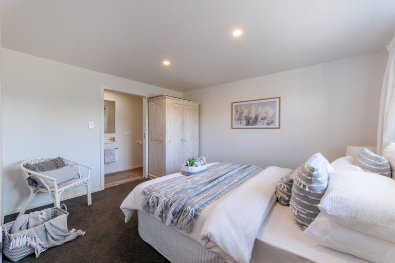 Photo of property in 2/28 Seaspray Drive, Mount Maunganui, 3116