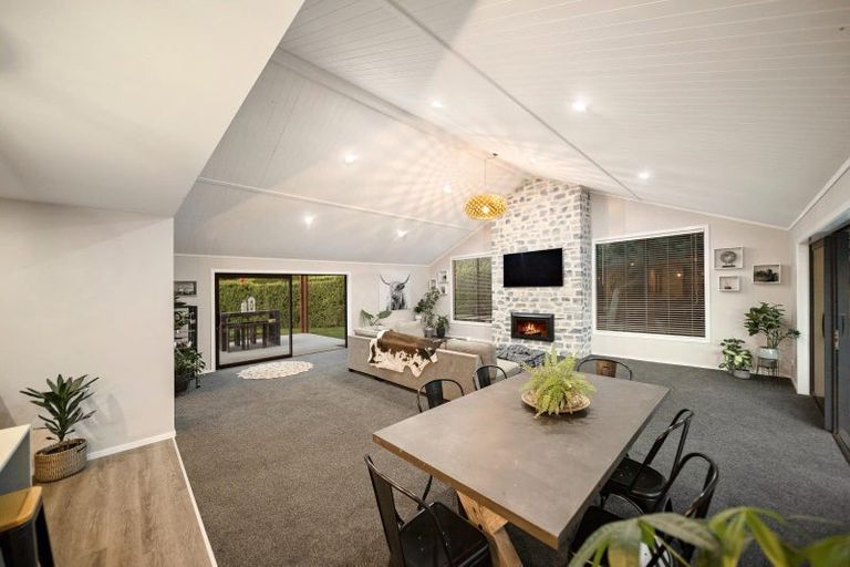 Photo of property in 13 Poolburn Court, Lake Hayes, Queenstown, 9304