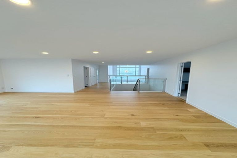 Photo of property in 7 Zara Court, Windsor Park, Auckland, 0632