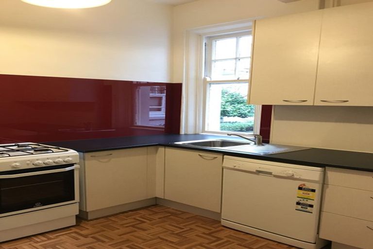 Photo of property in Blythswood Flats, 20/3f Aro Street, Aro Valley, Wellington, 6021