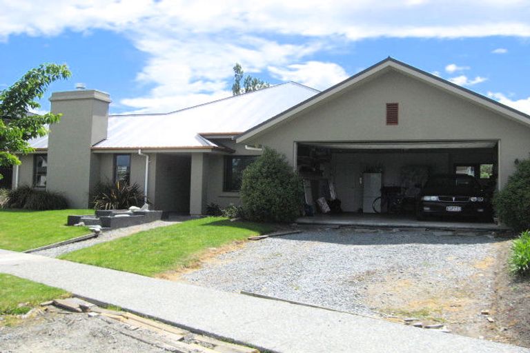 Photo of property in 4 Parkside Crescent, Northwood, Christchurch, 8051