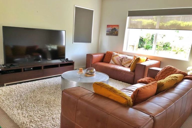 Photo of property in 113 Laurel Oak Drive, Schnapper Rock, Auckland, 0632