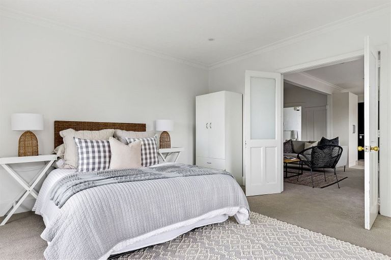 Photo of property in 1/170 Main North Road, Redwood, Christchurch, 8051