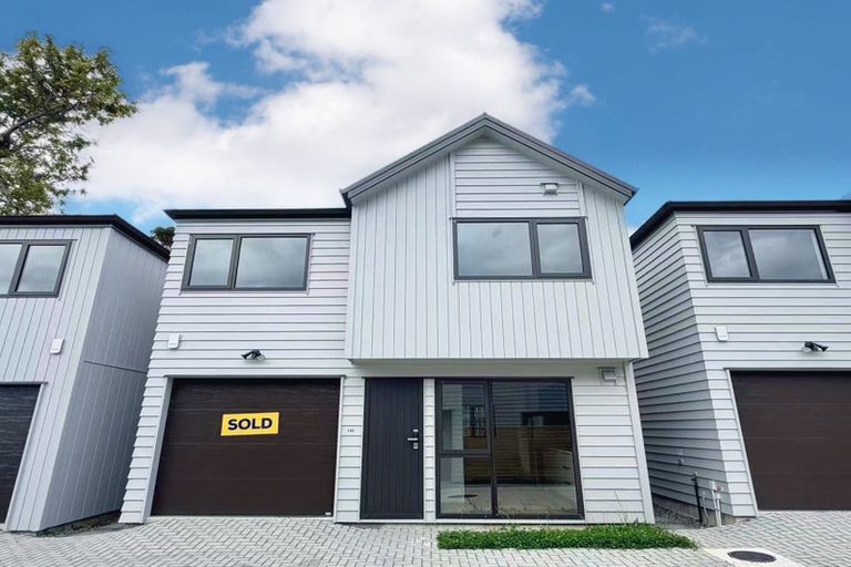 Photo of property in 42b Westgate Drive, Westgate, Auckland, 0614