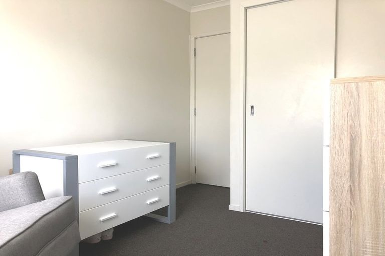 Photo of property in 10a Hill Road, Papatoetoe, Auckland, 2025