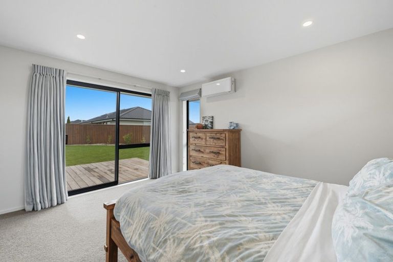 Photo of property in 2 Crest Place, Rolleston, 7615