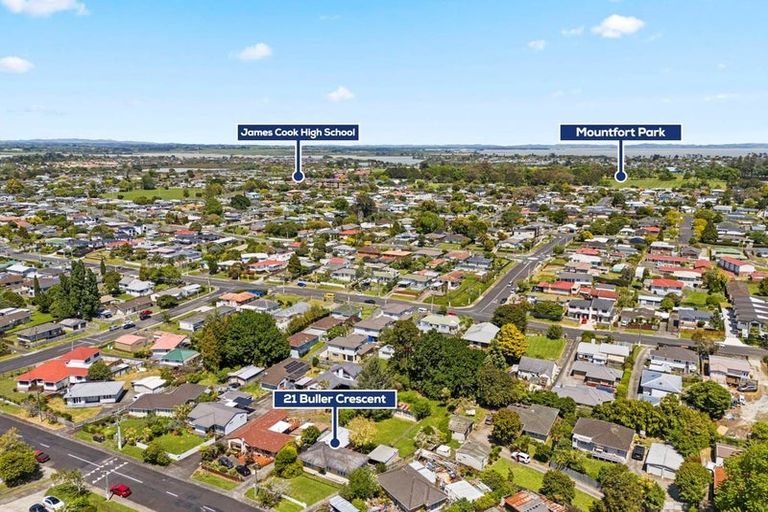 Photo of property in 21 Buller Crescent, Manurewa, Auckland, 2102