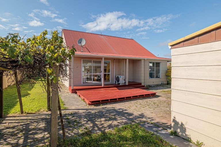 Photo of property in 36 Trevor Street, Hornby, Christchurch, 8042